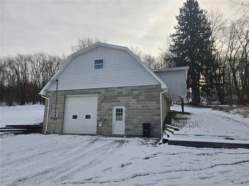 121 Olive St, Karns City, PA, 16041-3011 | Card Image