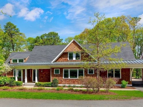 37-37 Cottage Cir, Dedham, MA, 02026-4603 | Card Image