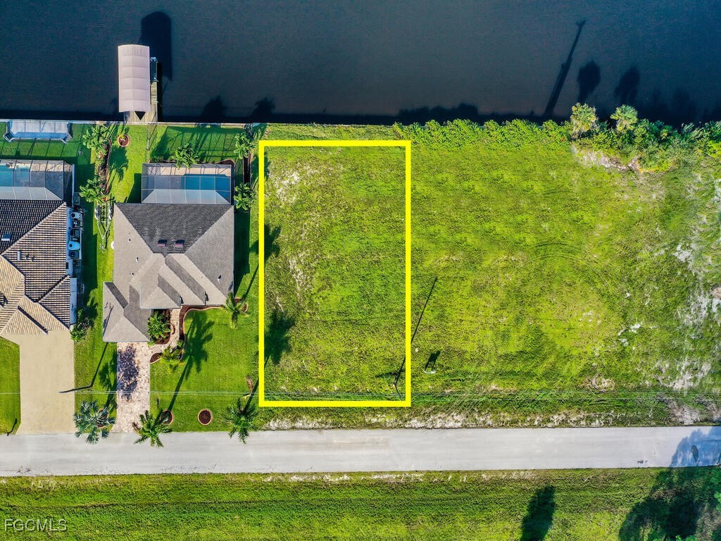 Land in Cape Coral 4