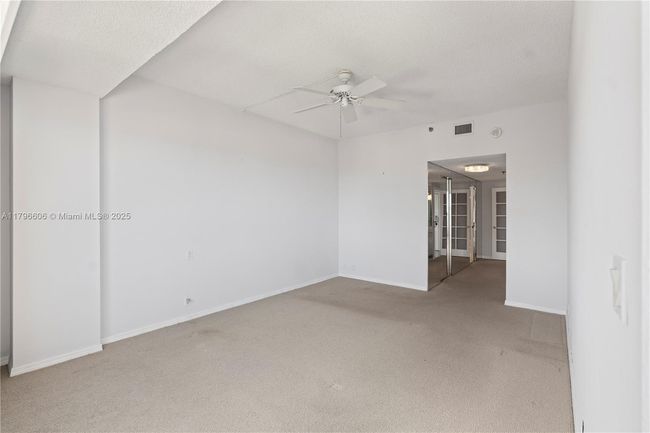 APT-633 - 201 Crandon Blvd, Condo with 2 bedrooms, 2 bathrooms and null parking in Key Biscayne FL | Image 25