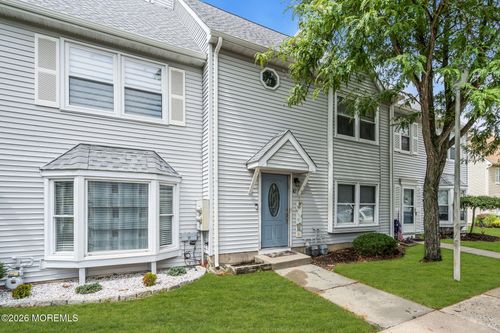 121-47 Colonial Ct, Jackson, NJ, 08527-2264 | Card Image