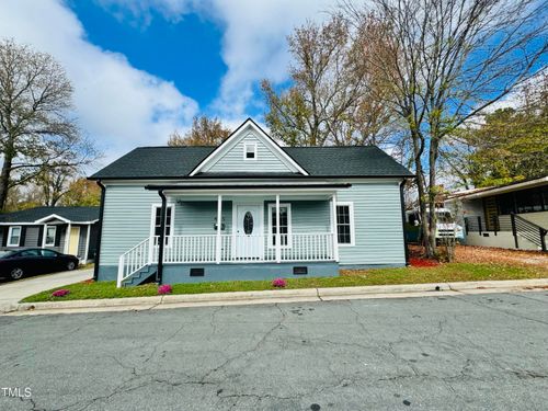 425 Price Ave, Durham, NC, 27707-2351 | Card Image