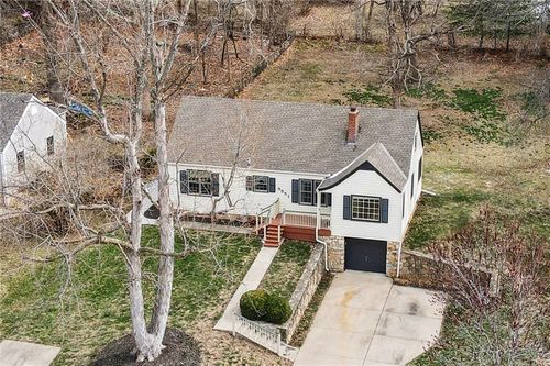 5551 Hadley St, Mission, KS, 66202-2124 | Card Image