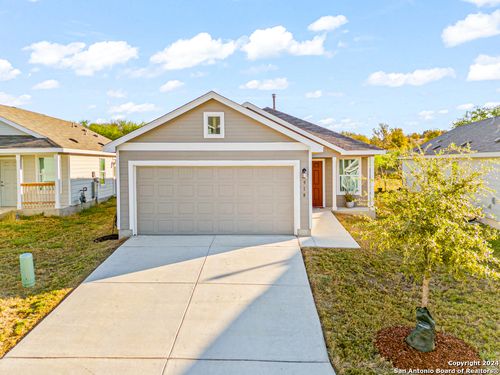 918 Cook Bnd, San Antonio, TX, 78221-3053 | Card Image