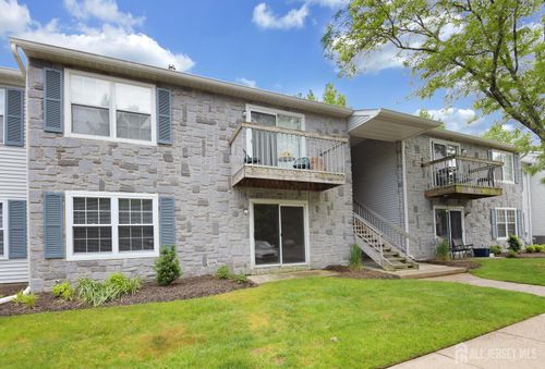 11 Coral Tree Ct, Lawrence, NJ, 08648-4816 | Card Image
