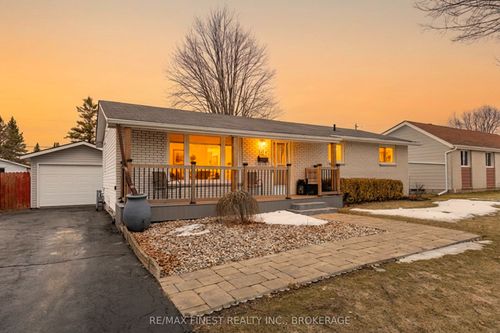 51 Harvard Pl, Amherstview, ON, K7N1J5 | Card Image