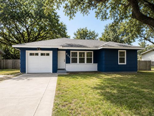 411 Frankie St, Wharton, TX, 77488-2901 | Card Image