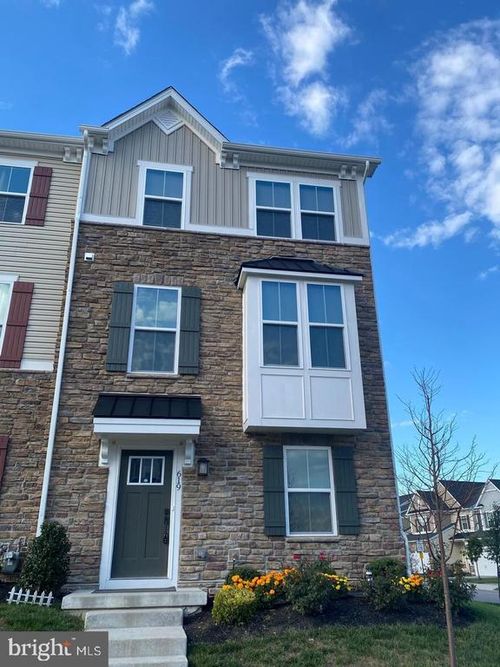 619 Holywell Dr, MALVERN, PA, 19355-0327 | Card Image