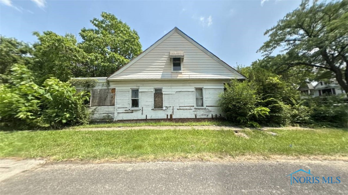 Lincoln Ave, Toledo, OH 43607