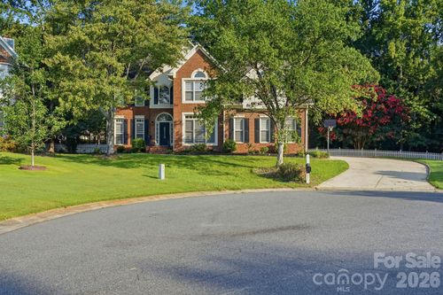 1321 Hillshire Meadow Dr, Matthews, NC, 28105-5294 | Card Image