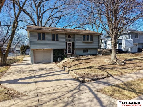 109 Concord Ave, Hickman, NE, 68372-9617 | Card Image