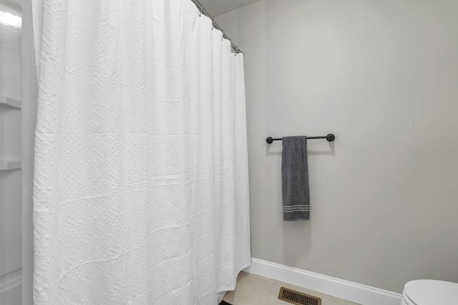 57 Hardy Rd, House other with 3 bedrooms, 3 bathrooms and null parking in Londonderry NH | Image 36