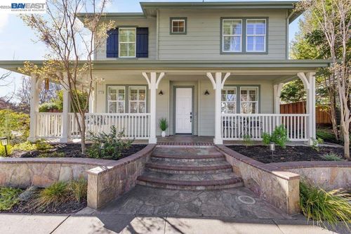 2410 Robinson Cir, Livermore, CA, 94550-7088 | Card Image