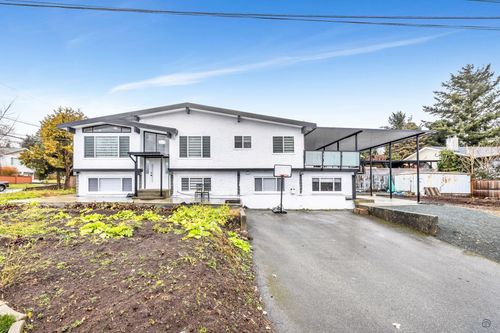 15839 Cliff Ave, White Rock, BC, V4B1W7 | Card Image
