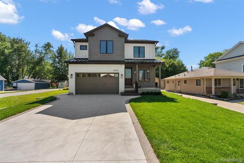41255 Conger Bay Dr, Harrison Township, MI, 48045-1425 | Card Image