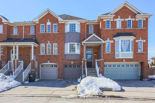 22-250 Richvale Dr S, Brampton, ON, L6Z4W2 | Card Image