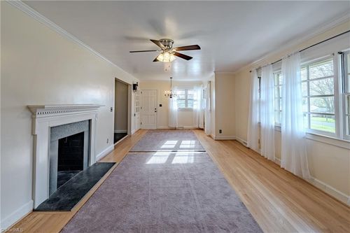 246 Fairview Ave, Mount Airy, NC, 27030-2902 | Card Image