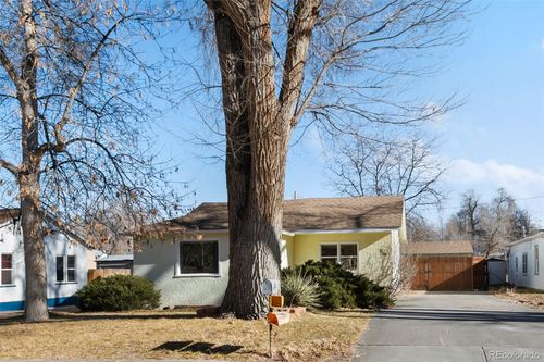 916 Madison St, Canon City, CO, 81212-4153 | Card Image