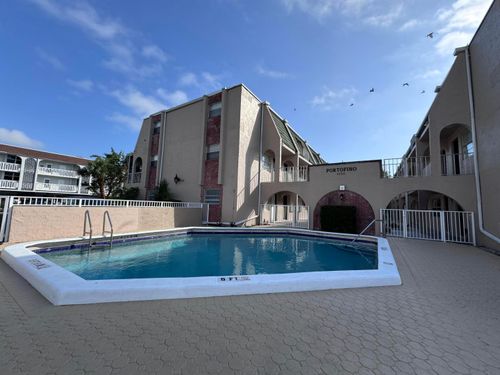 35-1100 Se 4th Ave, Deerfield Beach, FL, 33441-6988 | Card Image