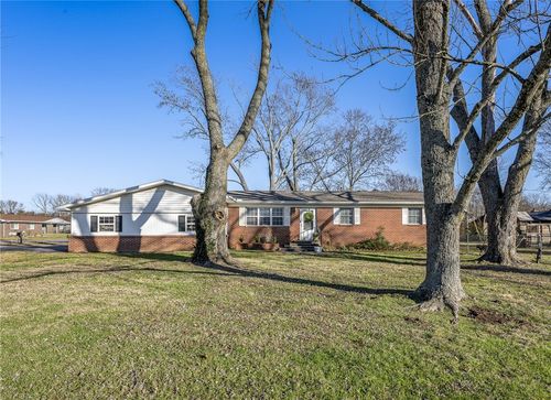 109 Rains St, Pea Ridge, AR, 72751-3611 | Card Image