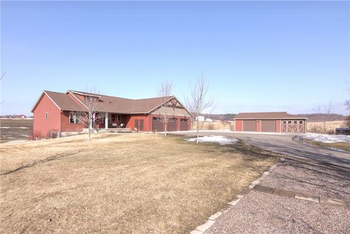 10674 70th St, Chippewa Falls, WI, 54729-5091 | Card Image