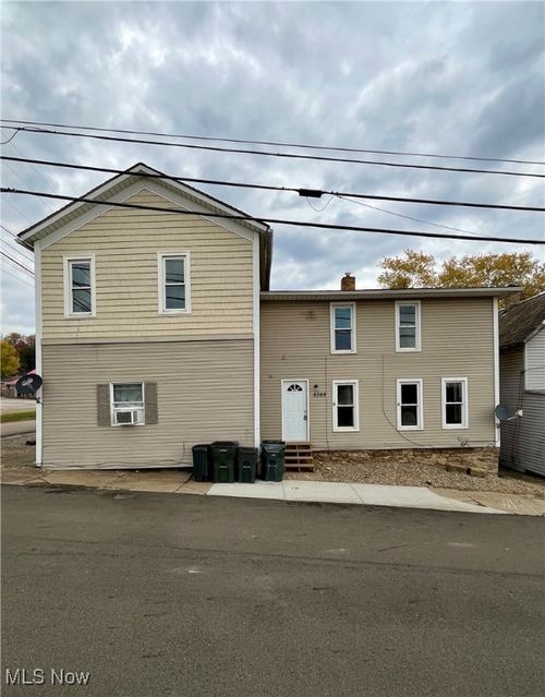 8389 S High St, Mineral City, OH, 44656-5431 | Card Image