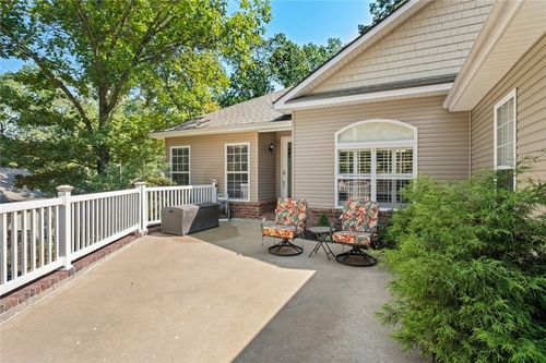 4 Winfield Ln, Bella Vista, AR, 72714-6334 | Card Image