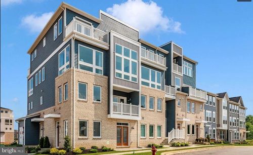 710 Iron Forge Rd, FREDERICK, MD, 21702-1595 | Card Image