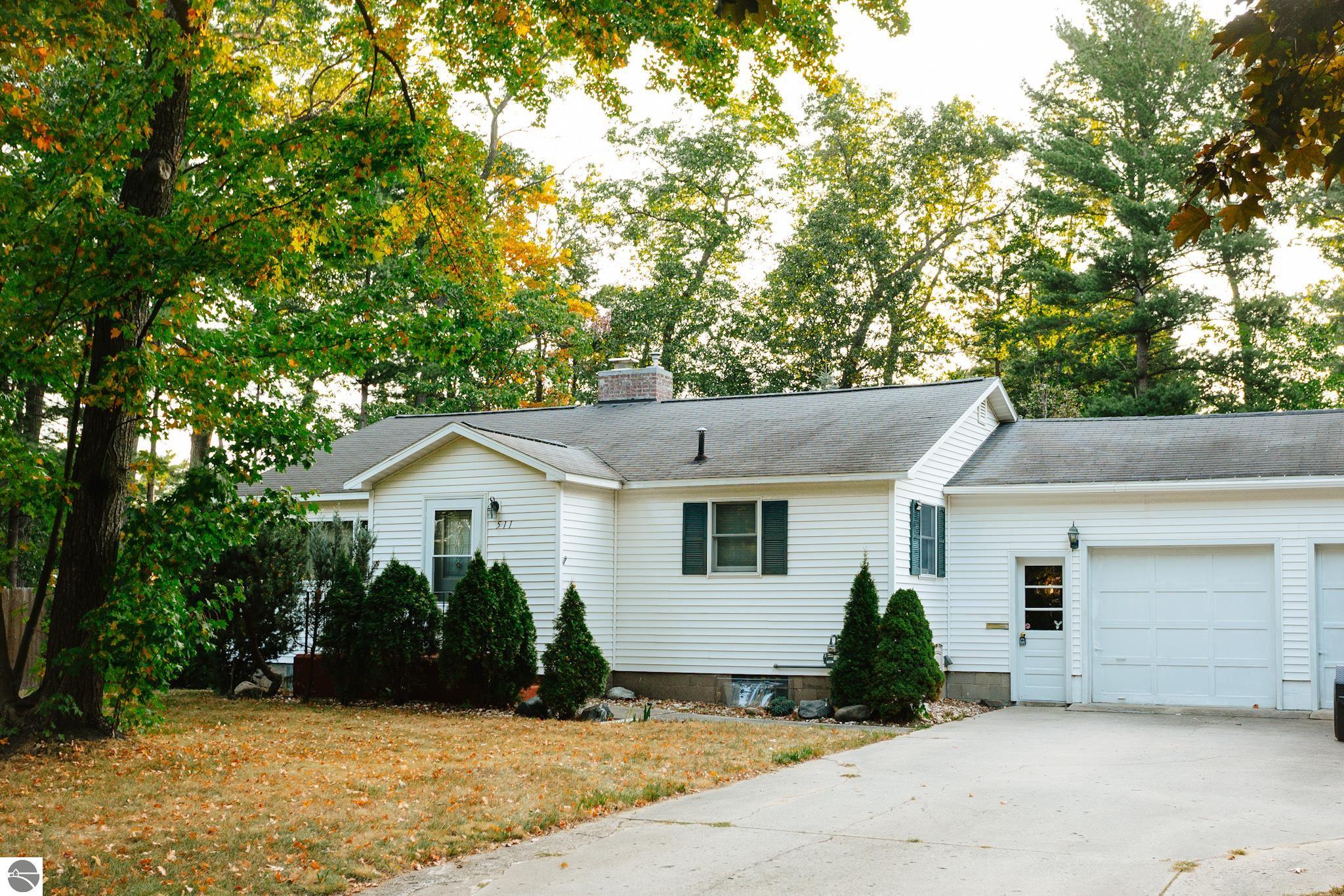 Belmont Dr, Traverse City, MI 49686
