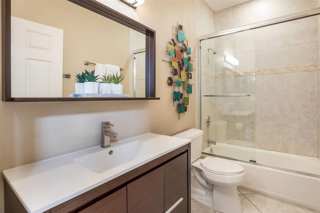 318 64 Th St, House other with 3 bedrooms, 2 bathrooms and null parking in Holmes Beach FL | Image 23