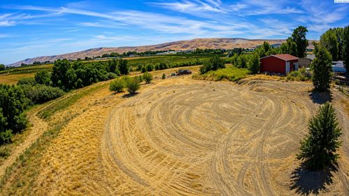 28005 N Crosby Rd, Prosser, WA, 99350 | Card Image