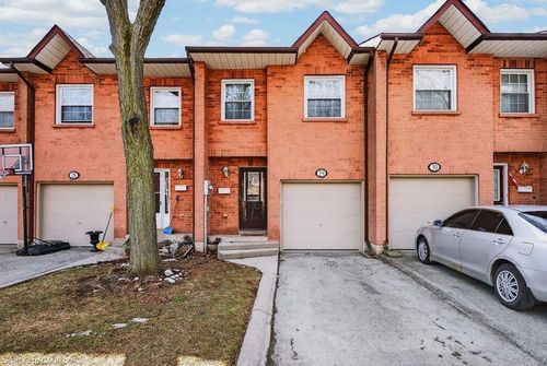 29-2004 Glenada Cres, Oakville, ON, L6H5P5 | Card Image