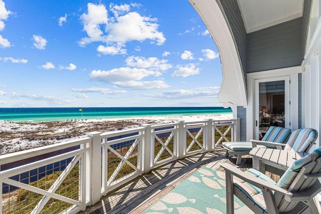 Western view from balcony | Image 4