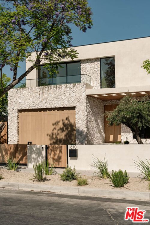 610 N Curson Ave, LOS ANGELES, CA, 90036-1812 | Card Image
