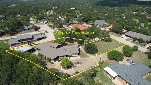 801 Nw 7th Ave, Mineral Wells, TX, 76067-3411 | Card Image