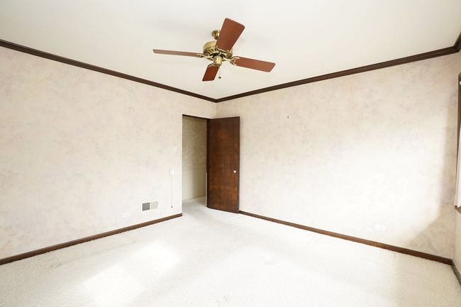1st Bedroom | Image 8