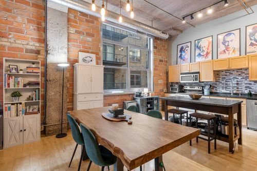 unit-223-521 S 7th St, Minneapolis, MN, 55415-1664 | Card Image