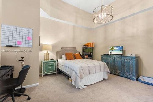 104-403 S Sapodilla Ave, West Palm Beach, FL, 33401-5765 | Card Image