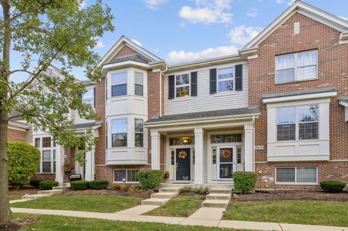 0N081 Forsythe Ct, Winfield, IL, 60190 | Card Image