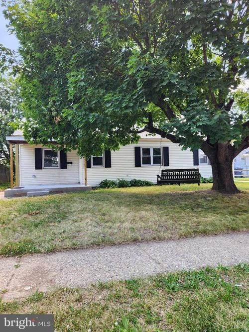 704 Garnet Rd, WILMINGTON, DE, 19804-2614 | Card Image
