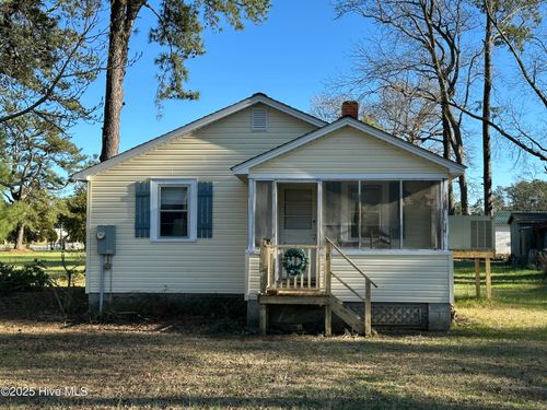 320 Loop Rd, Belhaven, NC, 27810-9354 | Card Image