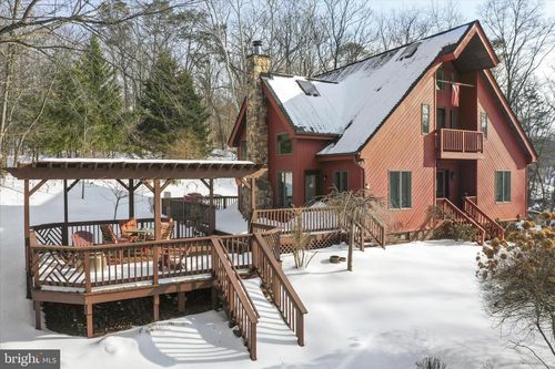 54 Sumac Ln, HARPERS FERRY, WV, 25425-5205 | Card Image