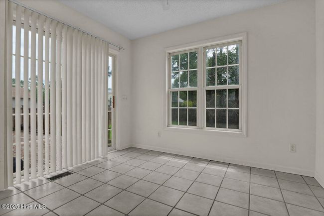1372 E Boiling Spring Rd, House other with 3 bedrooms, 2 bathrooms and null parking in Southport NC | Image 13