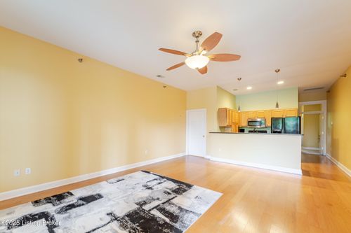 202-900 S 5th St, Louisville, KY, 40203-3264 | Card Image