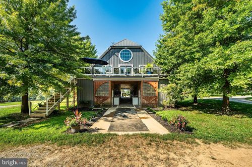 301 High Point Rd, COCHRANVILLE, PA, 19330-1905 | Card Image