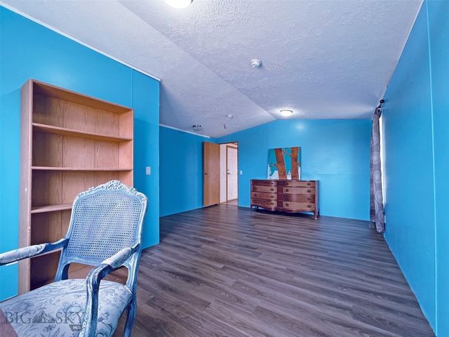 mobile home bedroom 2 | Image 24