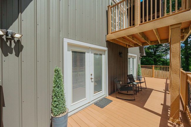 Deck | Image 76