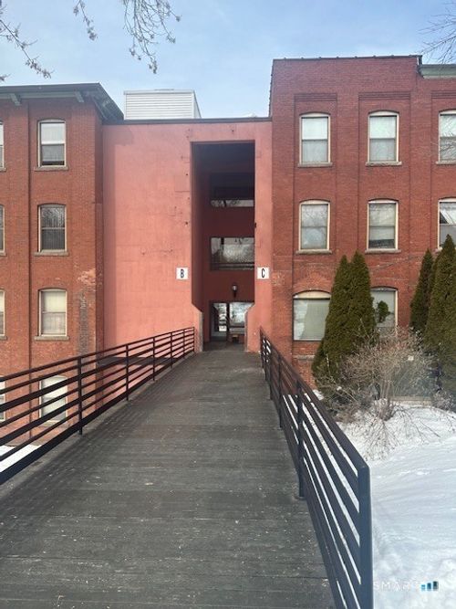 326-222 Williams St E, Glastonbury, CT, 06033-2378 | Card Image