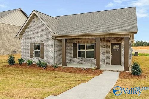 106 Sartain St, New Market, AL, 35761-7948 | Card Image