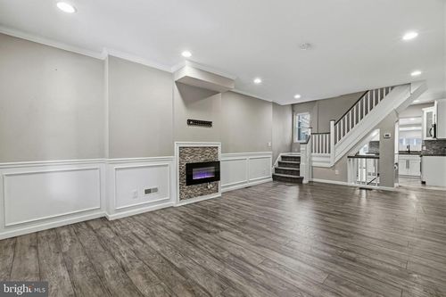 5520 N 7th St, PHILADELPHIA, PA, 19120-2709 | Card Image